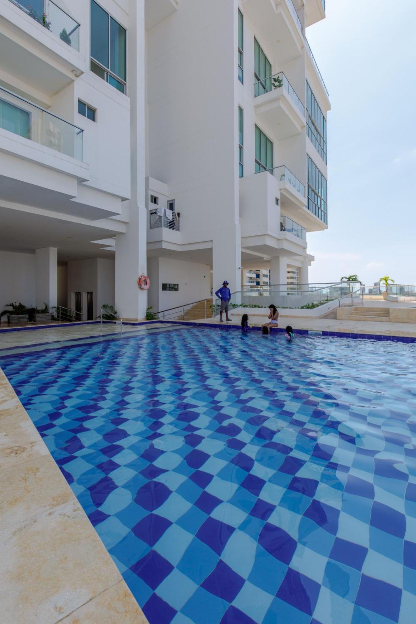 Apartamentos Cartagena Marbella Suite Buitenkant foto